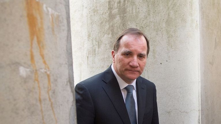 Ruotsin pääministerin mielestä maa kantaa kohtuuttoman suurta pakolaistaakkaa.