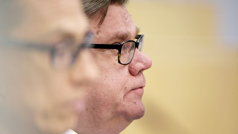 Ulkoministeri Timo Soini eduskunnan suullisella kyselytunnilla Helsingissä torstaina.