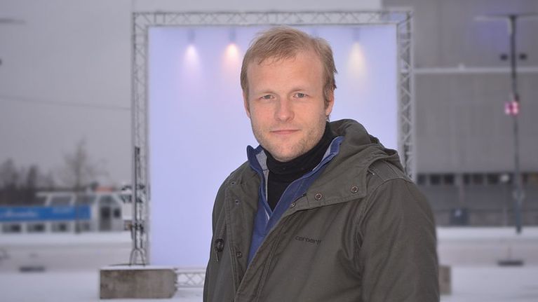 Suomalainen Tapio Rosenius vie valoa maailmaan | Yle