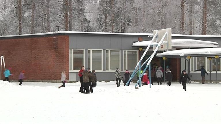 Itä-Suomen ja Kanervalan koulu. 
