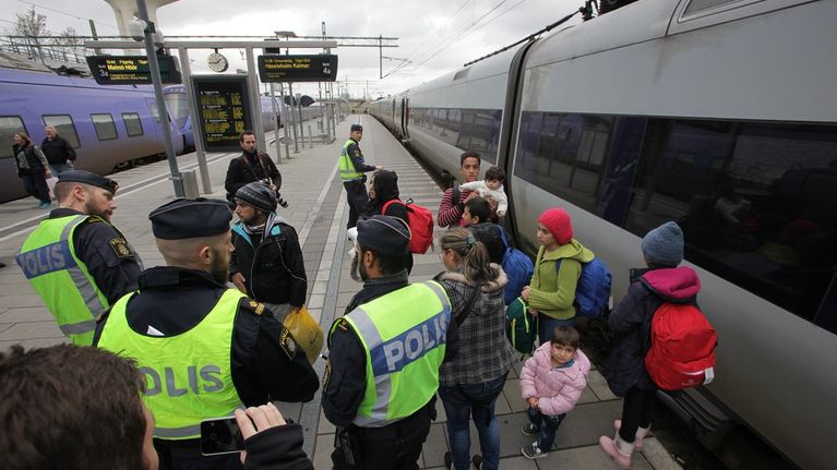 Tilapäisiä rajatarkastuksia Malmössa 12. marraskuuta 2015. 