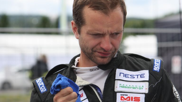 Juho Hänninen lähikuvassa. 