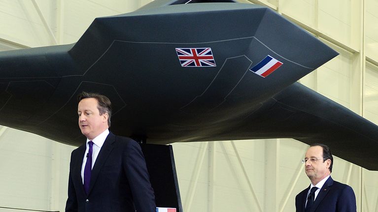 David Cameron ja Francois Hollande.