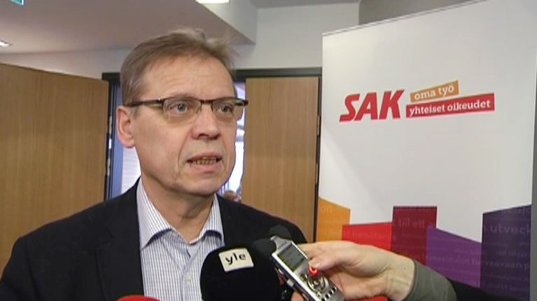 Lauri Lyly.