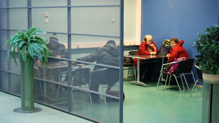Odotushuone Teboil Rajahovissa Virolahdella.
