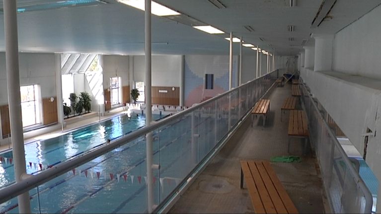 Uudenkaupungin uimahallin parvi.