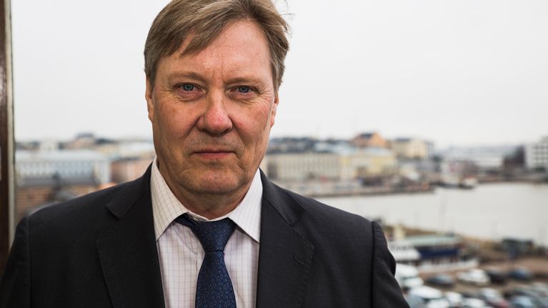  Kari Savolainen