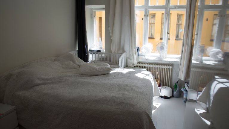 Kerrostaloasunnon makuuhuone