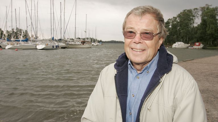 Lasse Mårtenson Haukilahden satamassa.