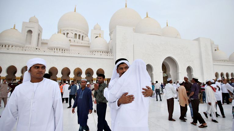 Saudi-Arabia aikoo saada lisätuloja pyhiinvaellusturismista Mekkaan, koska öljytulot ehtyvät.