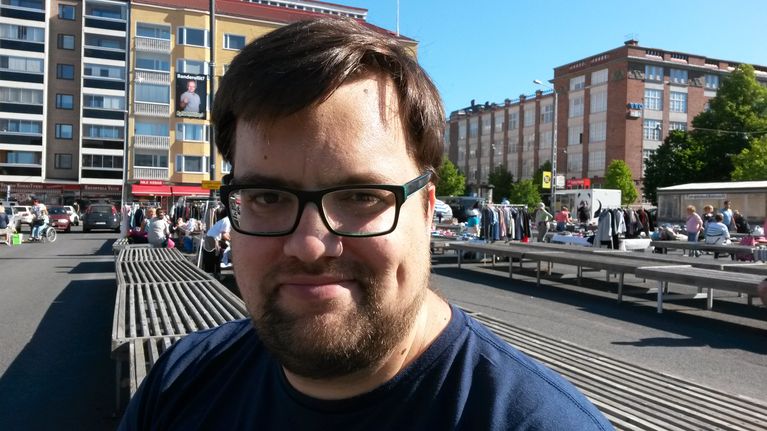Väitöstutkija Aki Luoto Tammelan torilla