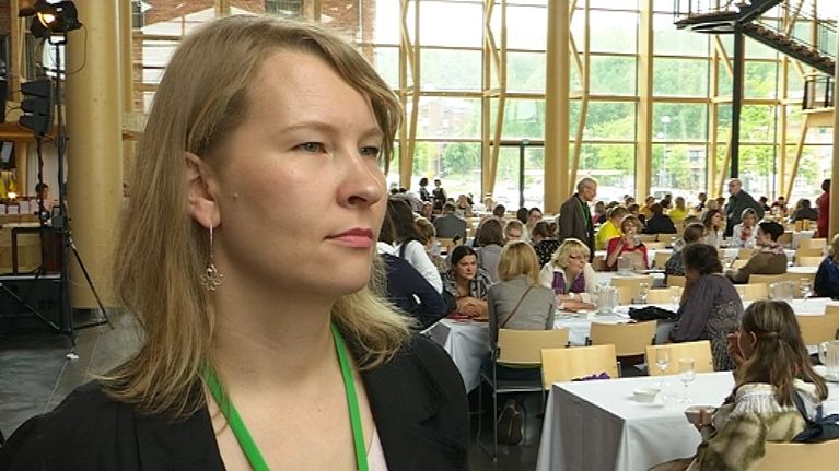 kielentutkija Annika Pasanen