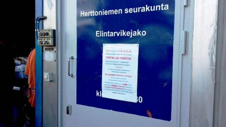 leipäjono myllypuro helsinki ruoka-apu elintarvikejakelu köyhyys