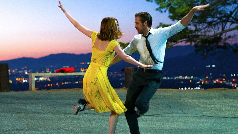 Ryan Gosling ja Emma Stone ovat elokuvan "La La Land" päänäyttelijöitä. 