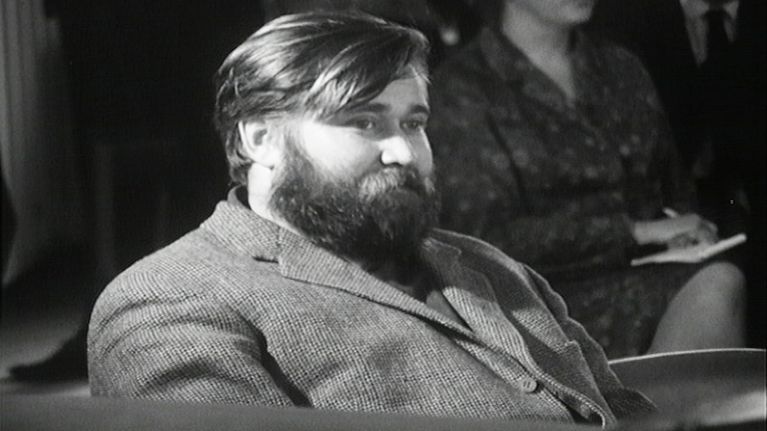 Hannu Salama oikeudenkäynnissä.