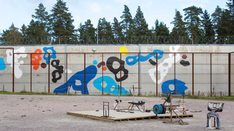 Graffititaiteilija EGS:n teos.