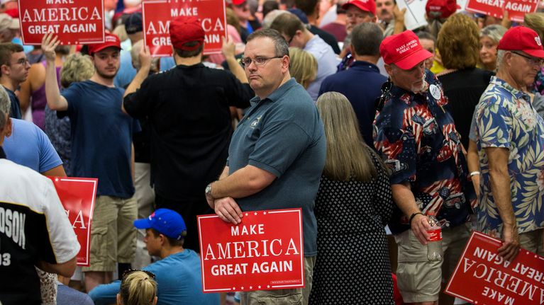 Trumpin kannattajia kampanjatilaisuudessa Virginiassa