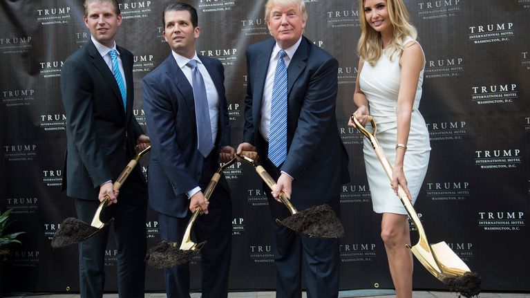 Eric Trump, Donald Trump Jr, Donald Trump ja Ivanka Trump.