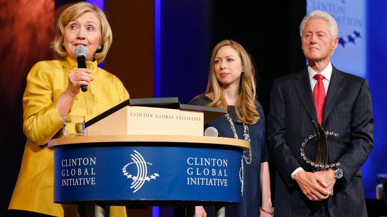 Hillary Clinton puhumassa Clintonien säätiön tilaisuudessa syyskuussa 2014.
