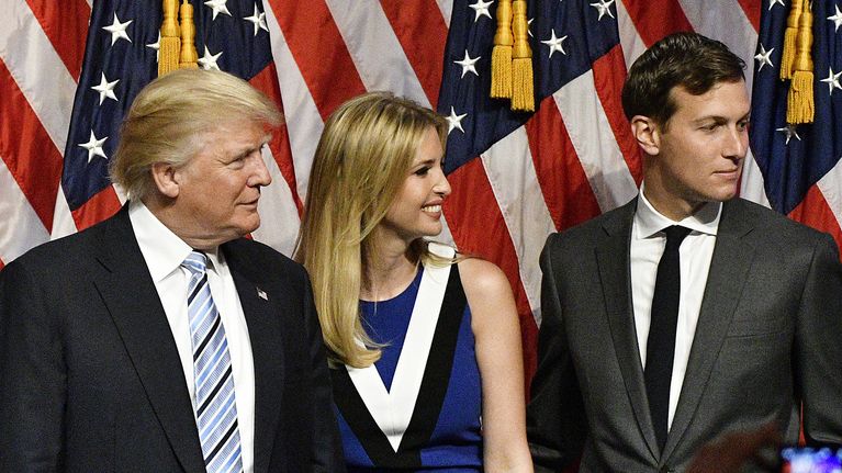 Donald Trump, Ivanka Trump ja Jared Kushner. 