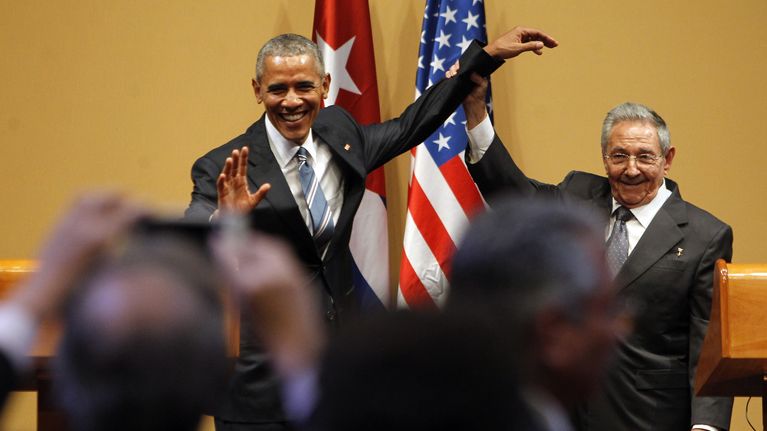 Barack Obama ja Raul Castro Havannassa maaliskuussa 2016.
