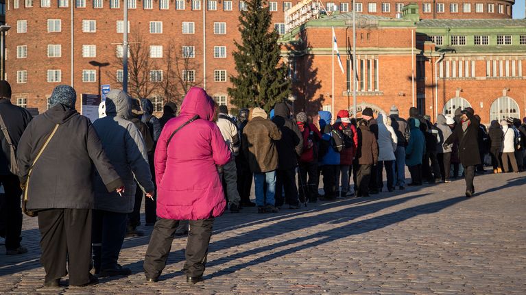 Heikki Hurstin itsenäisyyspäivän viettoa Helsingin Hakaniemessä.