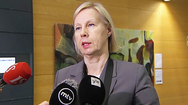 Kihlakunnan syyttäjä Anja-Riitta Rinkinen käräjäoikeudessa keskiviikkona.