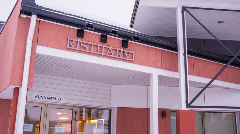 Ristijärven kaupungintalo.