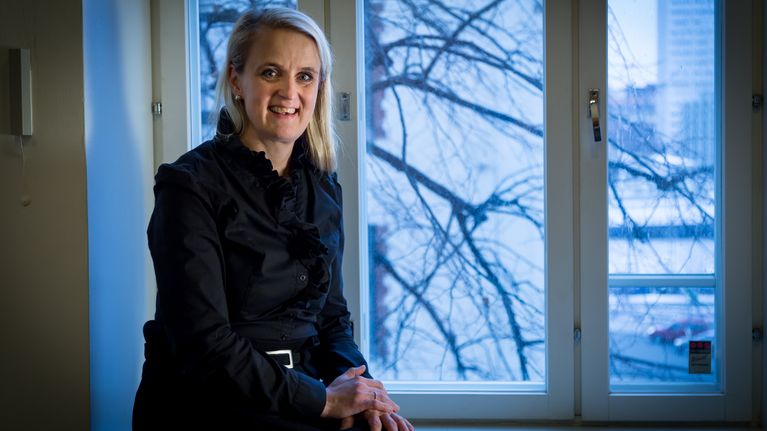 Näyttelijäliiton toiminnanjohtaja Elina Kuusikko