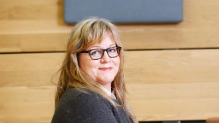 Jyväskylän ja Tampereen yliopistojen dosentti ja viisaustutkija Eeva Kallio.