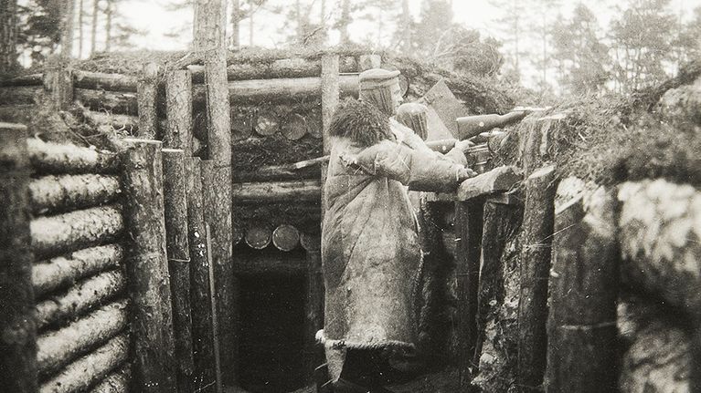 Jääkäripataljoona 27:n jääkärit vartiossa itärintamalla.