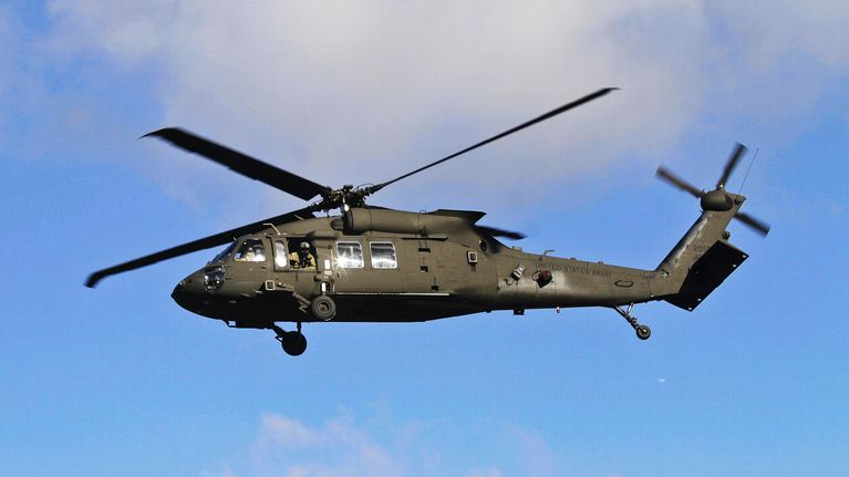 Yhdysvaltain armeijan Black Hawk -helikopteri.