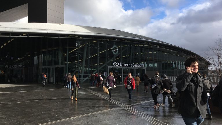 Utrecht on hieman yli 300 000 asukkaan kaupunki Amsterdamin eteläpuolella. Työttömiä kaupungissa on 9 000.