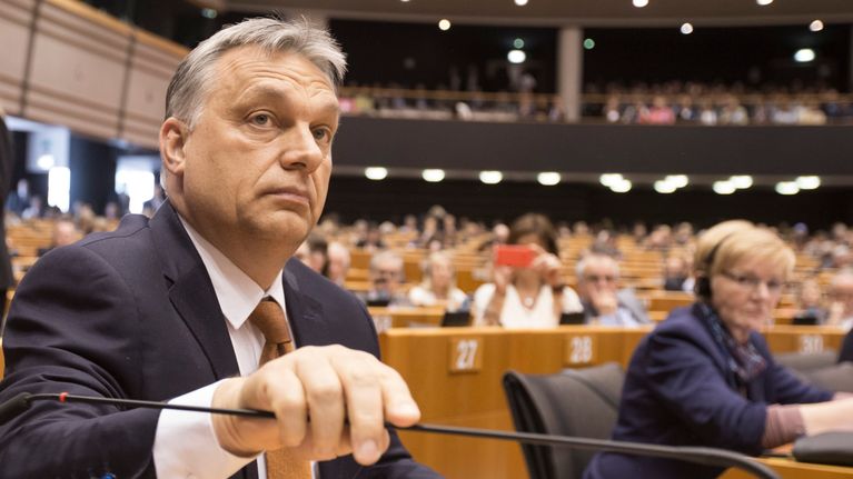 Unkarin pääministeri Viktor Orbán puhui Euroopan parlamentissa keskiviikkona 26. huhtikuuta.