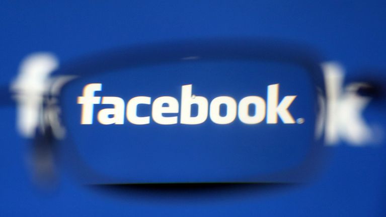 Facebook palkkaa lisää ihmisiä tarkistamaan videoita.