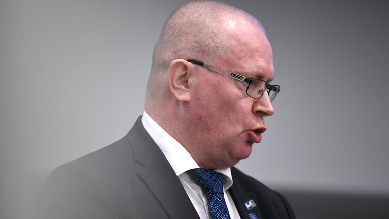 Jari Lindström