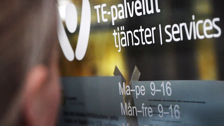 Työnhakija TE-toimistossa 