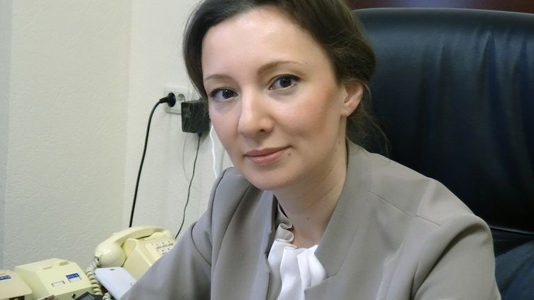 Venäjän lapsiasiavaltuutettu Anna Kuznetsova.
