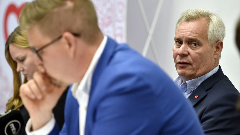 Antti Rinne SDP:n kesäkokouksen tiedotustilaisuudessa Kouvolassa keskiviikkona.