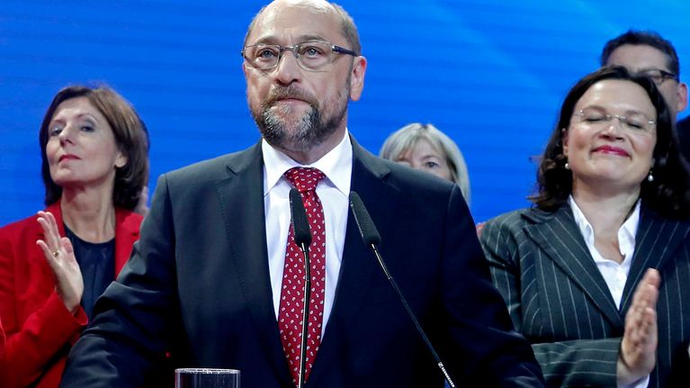 Saksan sosiaalidemokraattien johtaja ja liittokansleriehdokas Martin Schulz kuvattuna ennustetta julkistettaessa vaalinvalvojaisissa Berliinissä 24. syyskuuta.