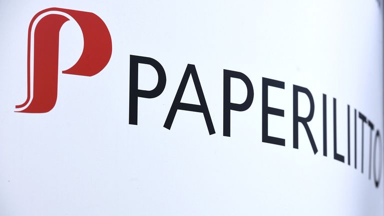 Paperiliiton logo Metallitalossa.