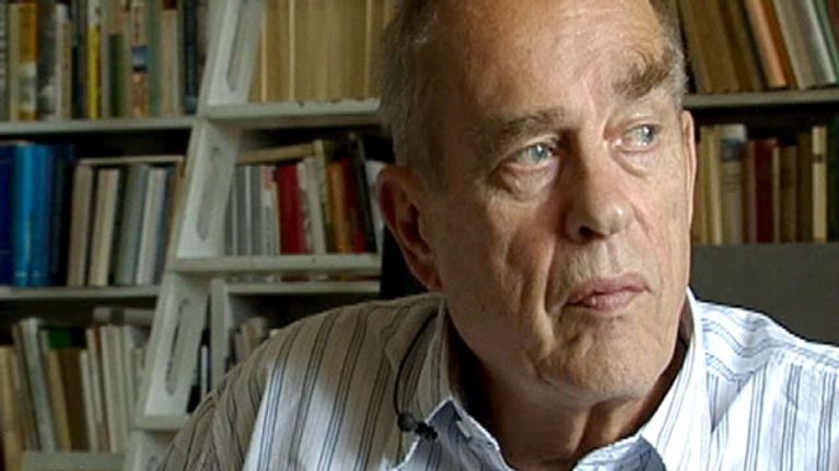 Jörn Donner om biblioteksbastun: Dröjer det för länge så är jag död ...