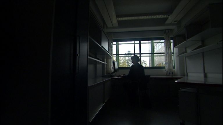Yli 140 000 suomalaista kärsii työpaikkakiusaamisesta.
