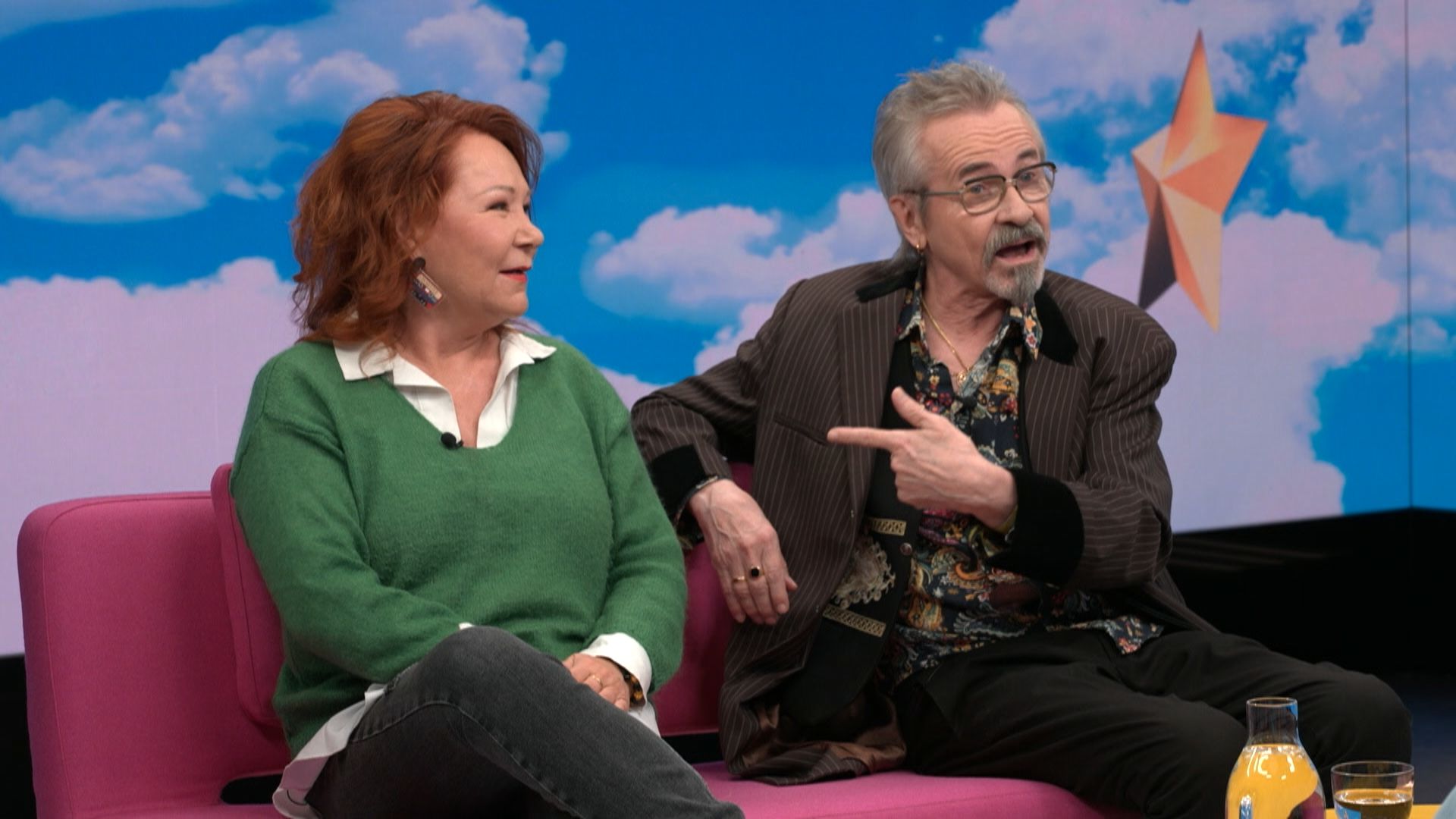 Vicky Rosti ja Freeman | Puoli seitsemän | Yle Areena