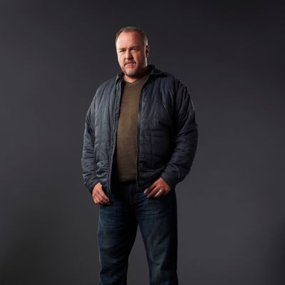 Brent Sexton on Gary Stanton. Brent Sexton on tuttu Jälkiä jättämättä ja Deadwood -sarjoista. Kuva: NBC Universal Media.