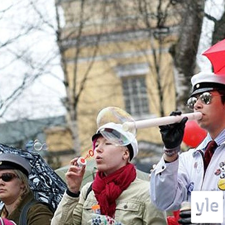 Viikon kysymys: Pitäisikö arkipyhät siirtää viikonloppuun? episode artwork